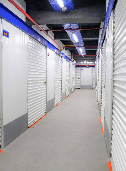 Equipped warehouses project